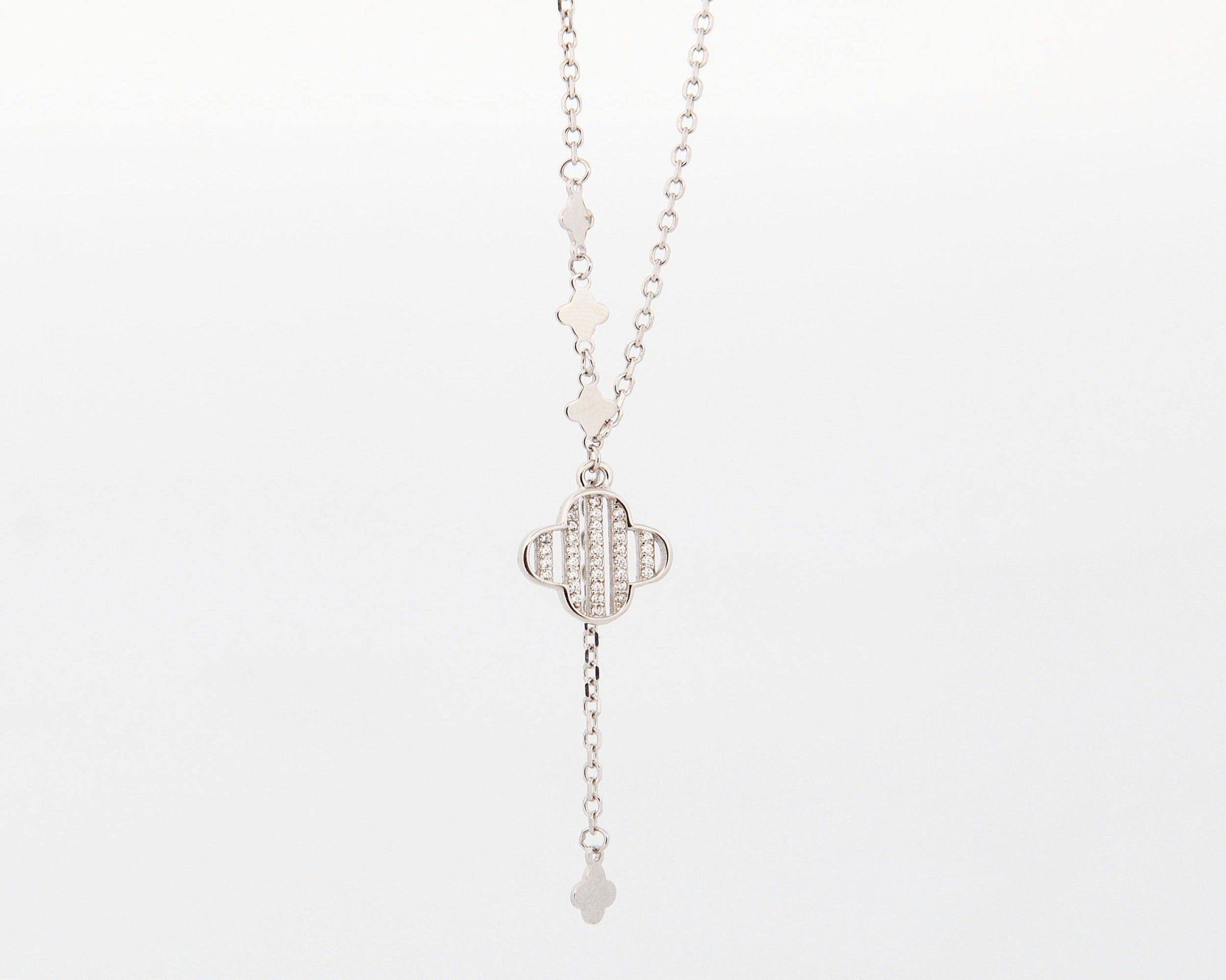 Stříbrný náhrdelník s přívěskem ve stylu Art Deco